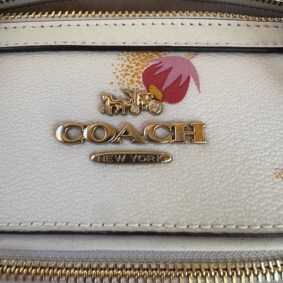Coach Rowan Satchel with a pop floral print - Picture 4 of 10